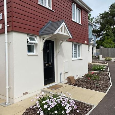 Seabreeze Retreat With Parking And A Large Garden Villa Lyme Regis Luaran gambar